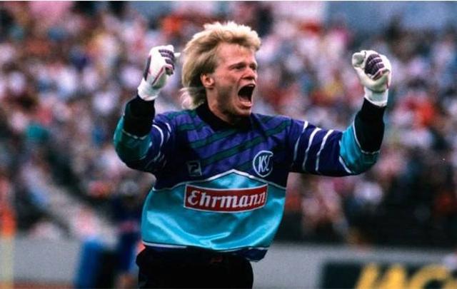 他可以近距 他可以近距